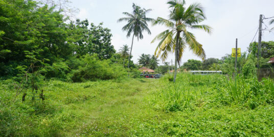 Bare Land in the heart of the tourist area of Mirissa