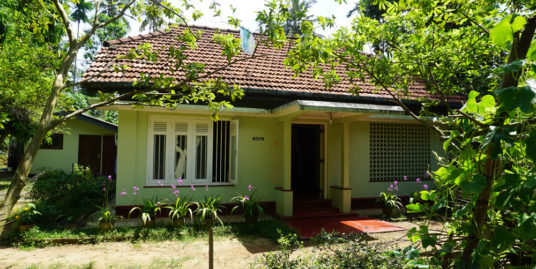 Art Deco house in Wanchawala