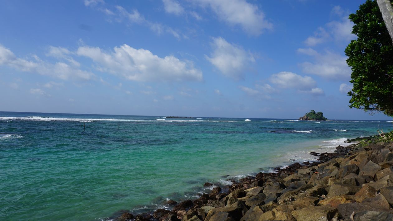 Midigama seaside location