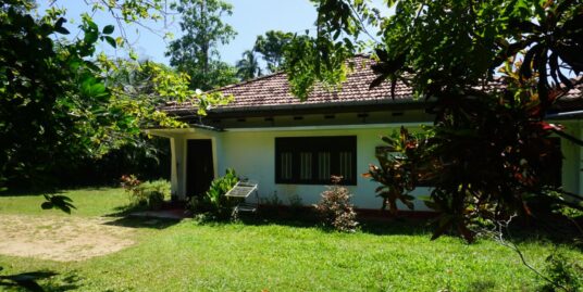Kathaluwa deco style house on 30 perch for sale