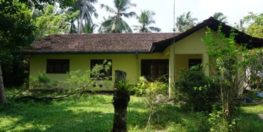 Habaraduwa 40 perch with 3 bedroomed house