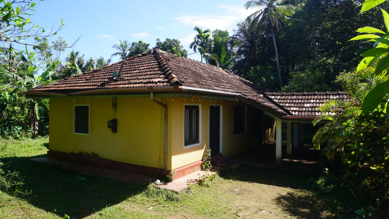 52 Perch with 3 bedroomed house, 2.5 km inland Ahangama for sale