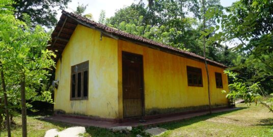 Midigama, good location, local house for sale