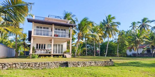 Rekawa Lagoon Villa and Land for Sale