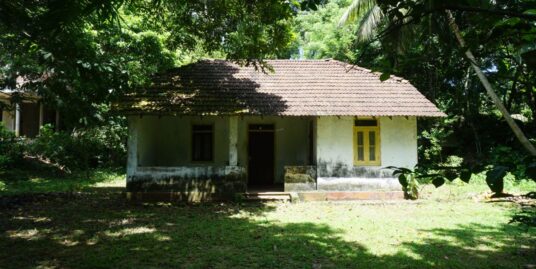 Unawatuna Paddy View Land with Old House