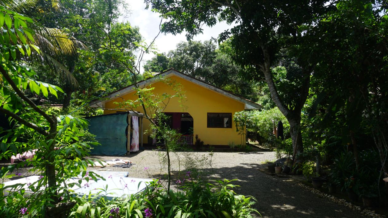 Well located local house for sale in Unawatuna