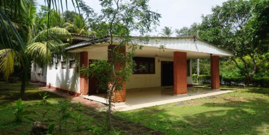 Ahangama 5-bedroom house for sale