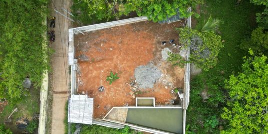 10-Perch Land with Sea and Jungle Views