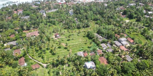 Expansive Land Close to Top Sri Lankan Attractions