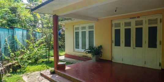 Affordable Deco-Style Home with Gated Privacy in Ahangama