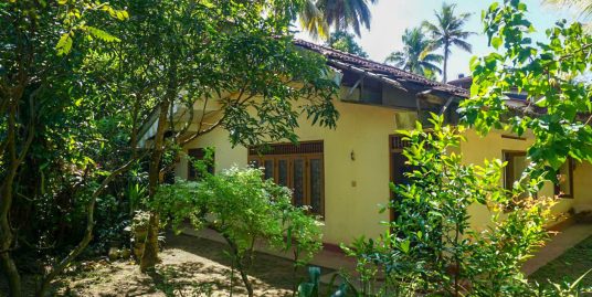 15P in Ahangama with House for Sale, 2 mins to Beach