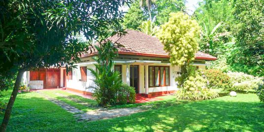 Deco Style House with Riverfront Land- Goviyapana