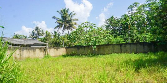95 Perch Ahangama Land Close to Top Surf Breaks