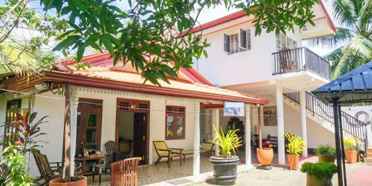 Ahangama 5 Bedroom Guest House with 18 Perches