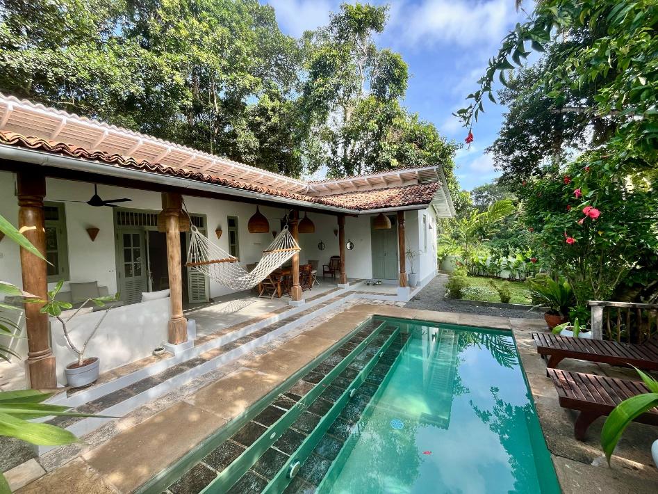 Stylish 3-Bedroom Villa for Sale in Heenatigala