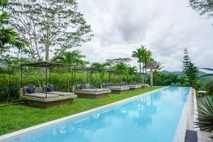 Modern villa with infinity pool and valley views Sri Lanka