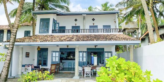 A private two-bedroom seaside retreat with direct beach access