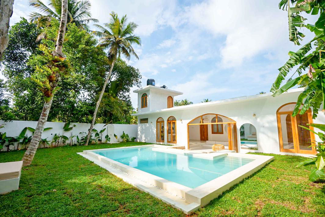 Mediterranean-Tropical Dream in Ahangama