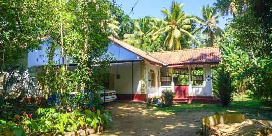 145 P Colonial Property Offering Peace, Space & Convenience