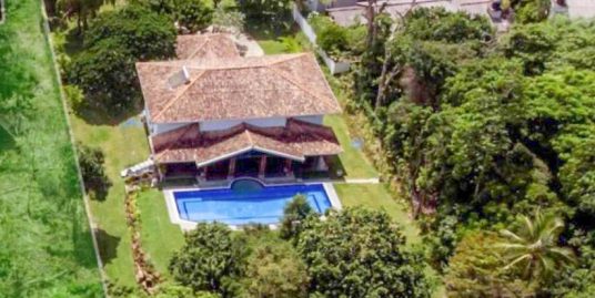 Tropical Dream Villa – Luxury Eco Living Near Galle