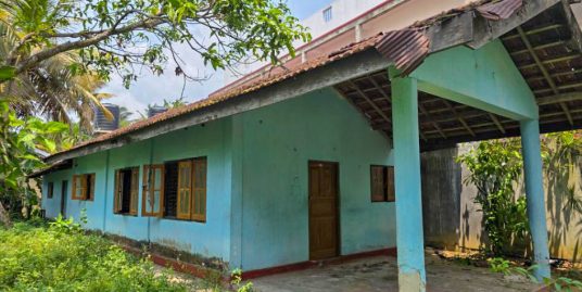 Ahangama Property Ideal for Reconstruct or New Build