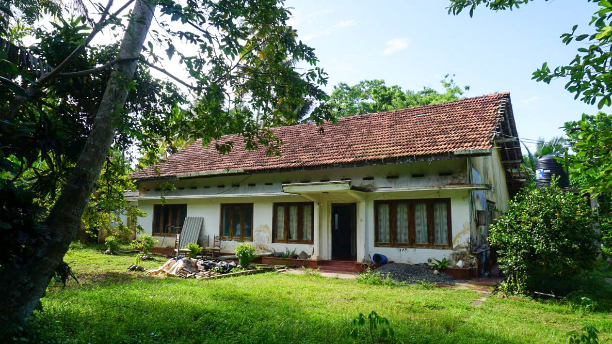 4 Bedroom Deco Style House on 40 Perches in Ahangama